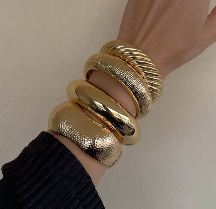 Artisan 4-Piece Chunky Molten Bangle Stack
