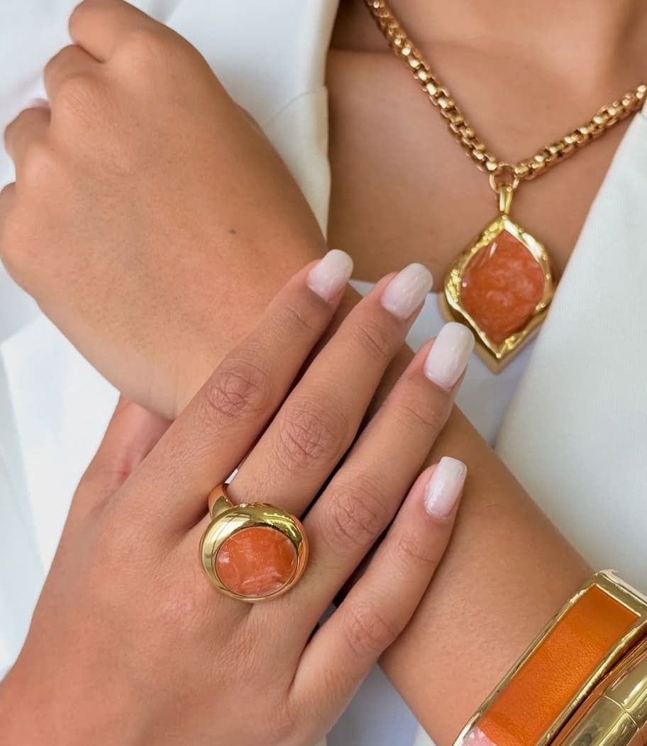 Warm Apricot Carnelian Statement Suite detail view