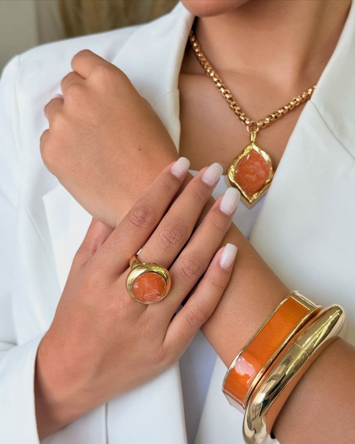 Warm Apricot Carnelian Statement Suite